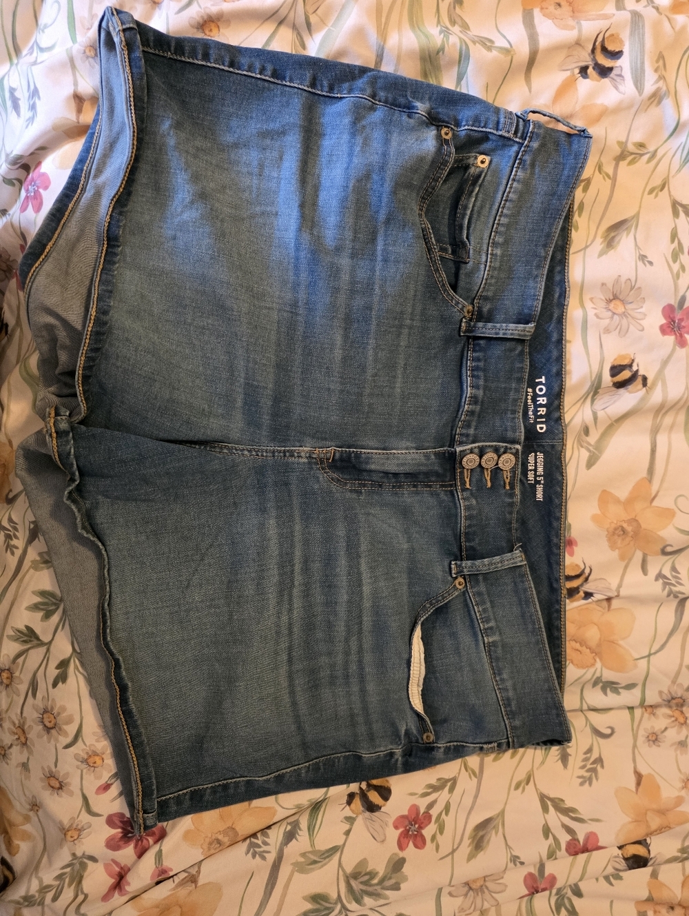 torrid Supersoft Jegging Shorts - Triple Button Waist
